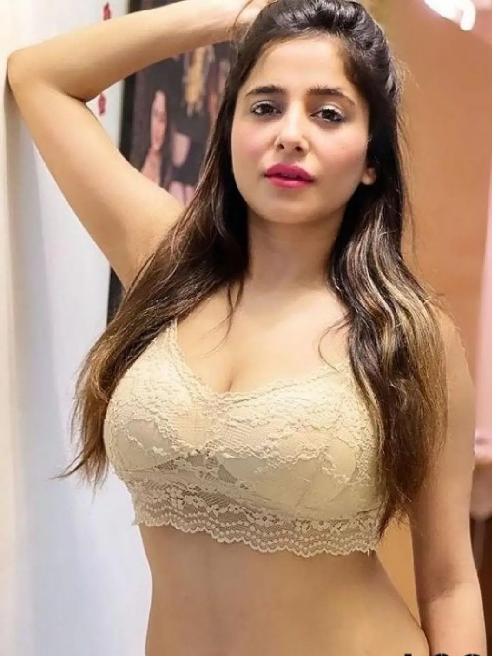 Apeksha - Incall Escort in Mumbai